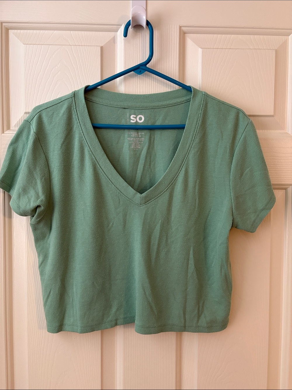 SO Sage Green V-Neck Short Sleeve Cropped Tee